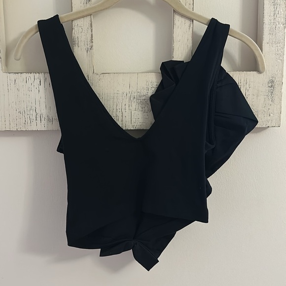 Zara Ruffle Crop Top - Picture 4 of 4